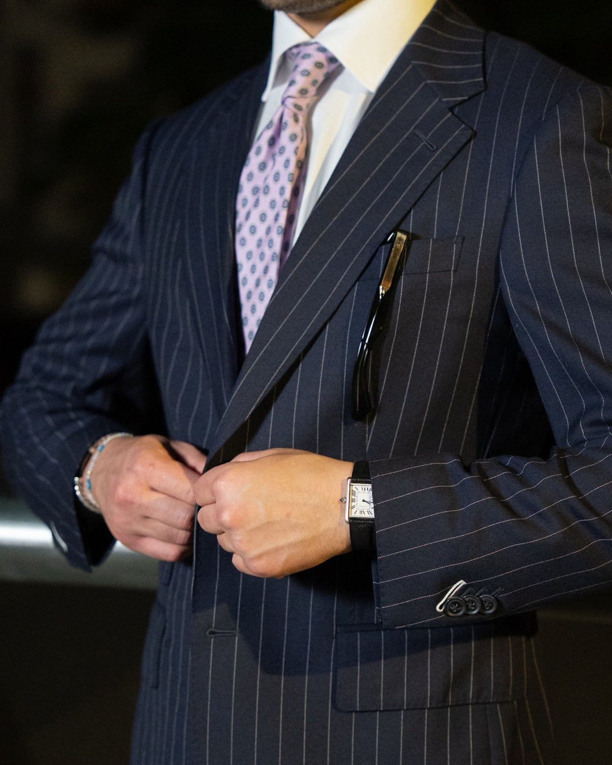What Makes a Custom Suit Different From a Store-Bought One